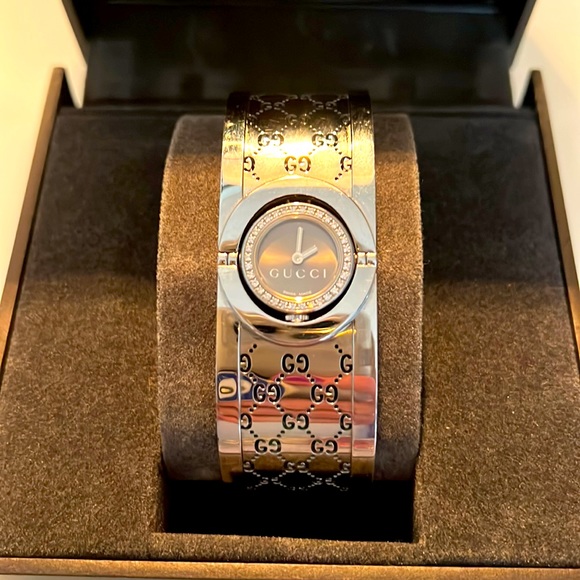 Gucci twirl with Real Diamonds - Picture 3 of 5